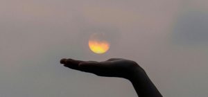 Плюсы и минусы: астролог назвал уникальные стороны знаков Зодиака в Луне