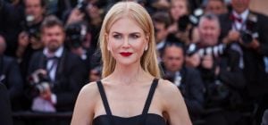 Ніколь Кідман задала тренд на "ромком-уніформу" (фото)