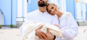 Виталий Козловский впервые показал лицо 7-месячного сына (видео)