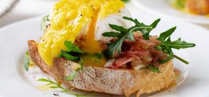 Як приготувати ідеальне яйце-пашот: дуже простий спосіб від кулінара