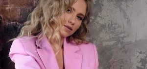 Вагітна акторка Анна Кошмал показала коштовний подарунок від чоловіка (відео)