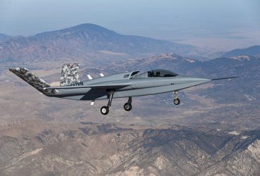 У США відбувся перший політ нового дрона Vanguard: як не дивно, у ньому сидів пілот