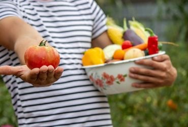 Как экономить на продуктах: эксперты назвали 7 овощей, которые дешевле вырастить, чем купить