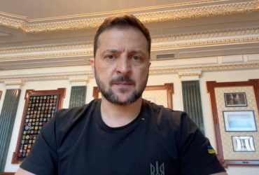 Зеленский: планируем удерживать территорию в РФ, пока не принудим Путина к переговорам