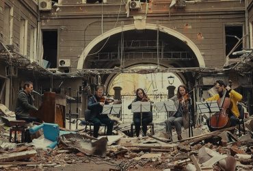 Озброєні піснею: п'ять причин подивитися документальний фільм про українських музикантів на війні