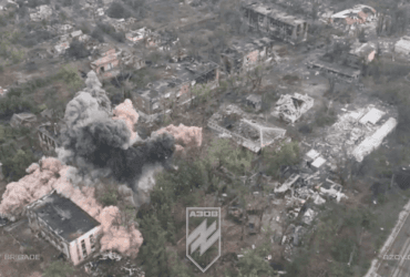 Бойцы Азова деблокировали украинских военных из окружения в Нью-Йорке