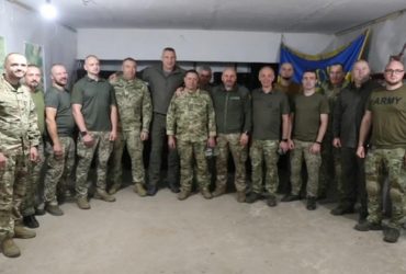 Виталий Кличко привез нескольким бригадам на Харьковском направлении более тысячи дронов от киевлян