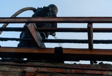 РФ ударила кассетными боеприпасами по поселку на Харьковщине: есть погибшие