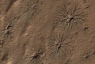 Вчені NASA вперше відтворили павуків Марса в лабораторії