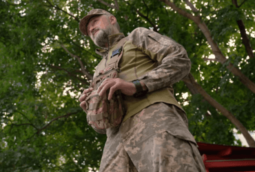 Я горел: десантник рассказал, что самое страшное на войне