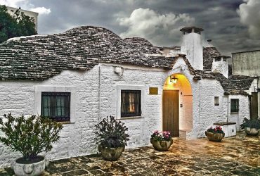 Туристичний експерт знайшов в Італії мальовничу альтернативу грецькому Санторіні (фото)