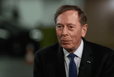 Ексдиректор ЦРУ пояснив, чому Україна не повинна погоджуватися на погану угоду