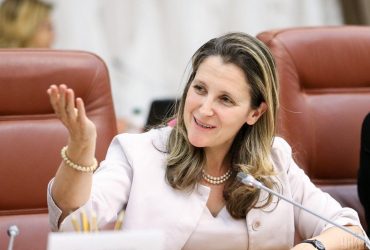 Фріланд може долучитися до боротьби за посаду лідера Канади, - ЗМІ