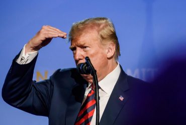 У Білому домі прокоментували розмови Трампа з Путіним і Зеленським