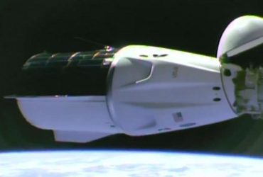 Корабль от SpaceX, который должен спасти застрявших астронавтов, прибыл на МКС