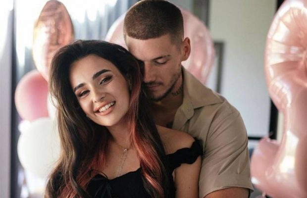 Анна Трінчер вперше заговорила про екс-чоловіка Волошина, який втік за кордон