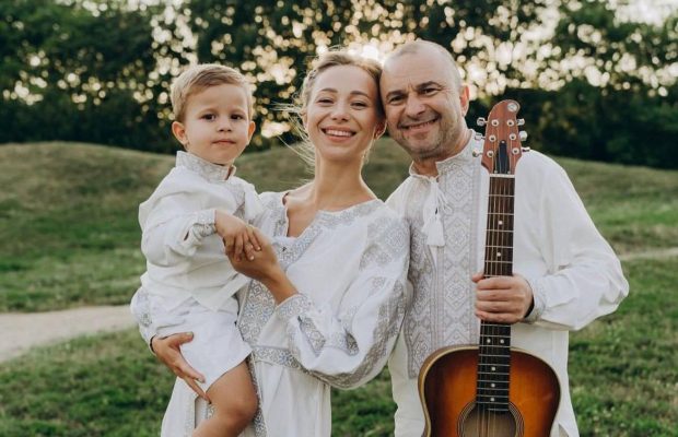 "Руки тремтять": дружина Віктора Павліка показала результати генетичного аналізу 3-річного сина