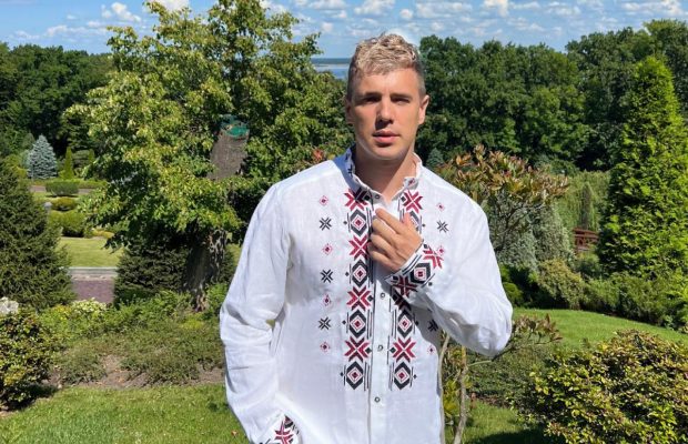 "Міг пити дуже багато": відомий співак розповів про алкогольну залежність