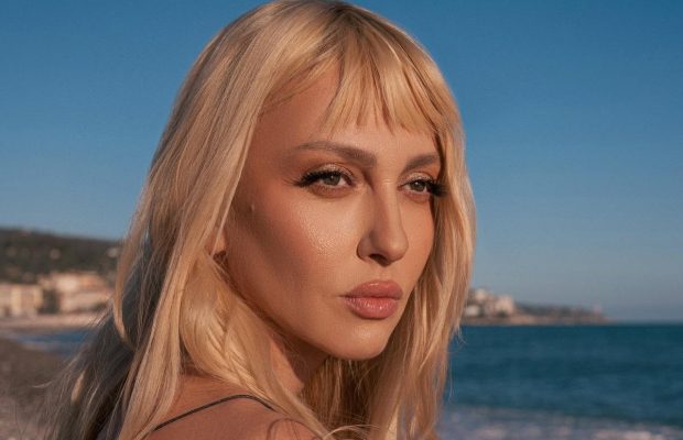 Оля Полякова показала рідкісне фото чоловіка, з яким відзначає 20-ту річницю весілля