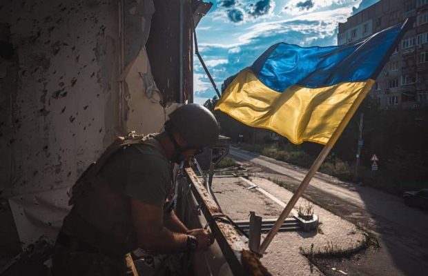 Астролог назвал точную дату, когда в Украине наступит мир