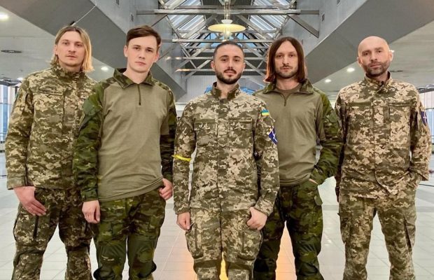 Соліст гурту "Антитіла" відповів, чи досі музиканти служать в ЗСУ