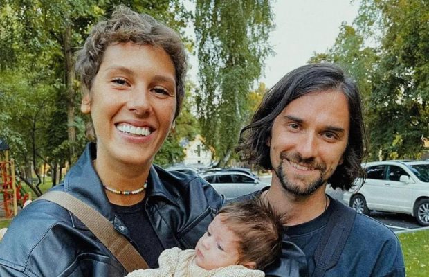 "Ми по різні боки": лідер гурту Quest Pistols висловився про розлучення з акторкою з РФ