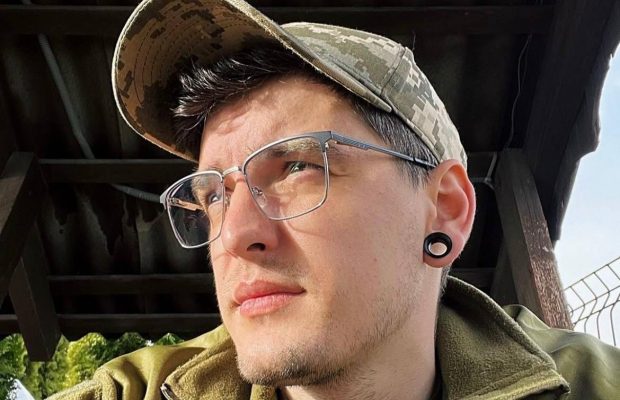 Відомий український блогер-військовий одружився (фото)