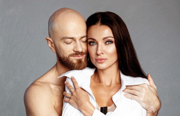 Втікач Влад Яма вийшов на зв'язок зі США і привітав дружину зі святом (фото)