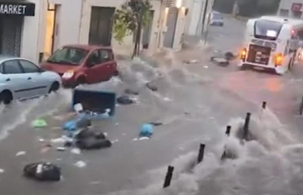 Канни затоплені через раптовий шторм: можливі нові погодні "сюрпризи" (відео)
