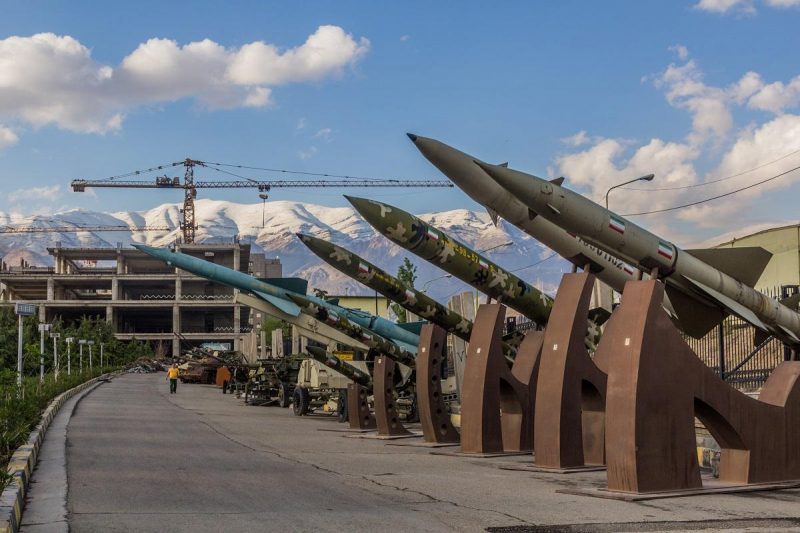 Такие ракеты Иран разрабатывает на двух главных объектах в своей стране / фото ua.depositphotos.com