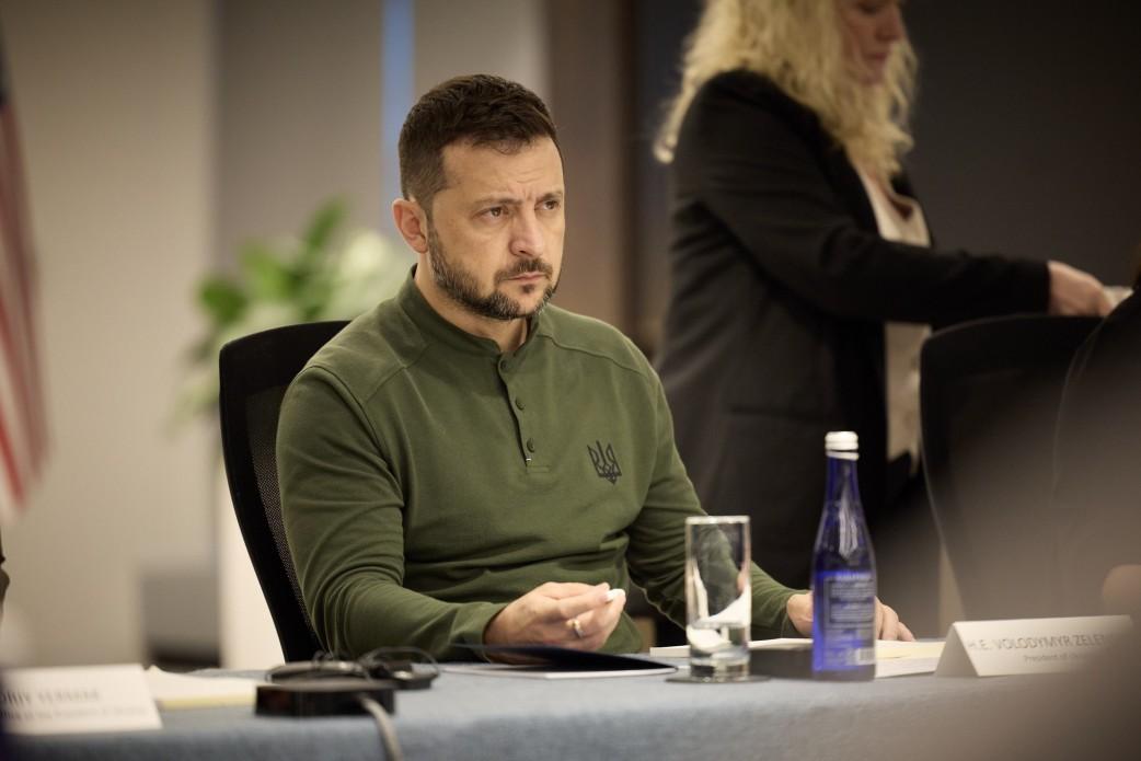 Перед Зеленским стоит много вызовов / ОП Перед Зеленским стоит много вызовов / ОП