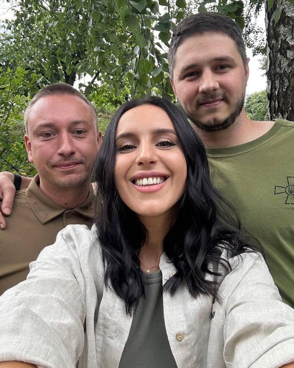 Джамала з військовими / Скріншот Instagram Джамала з військовими / Скріншот Instagram