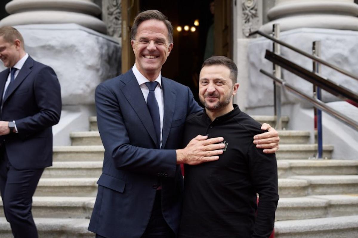 Генсек НАТО Марк Рютте пригласил Зеленского в Нидерланды / фото president.gov.ua Генсек НАТО Марк Рютте пригласил Зеленского в Нидерланды / фото president.gov.ua