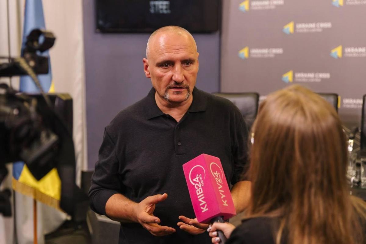 В Киеве состоялась премьера фильма "Люди из стали" об обороне Мариуполя В Киеве состоялась премьера фильма "Люди из стали" об обороне Мариуполя