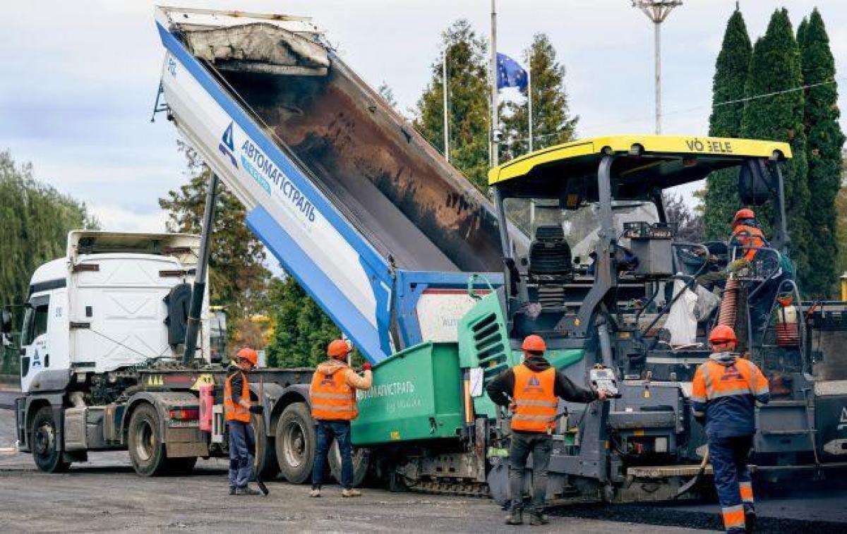 У Нацполіції розповіли про подробиці обшуків у 'Автомагістраль-Південь' У Нацполіції розповіли про подробиці обшуків у 'Автомагістраль-Південь'