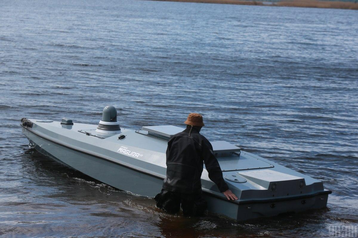 Морські дрони України тепер ганяють ще й російську авіацію / фото УНІАН Морські дрони України тепер ганяють ще й російську авіацію / фото УНІАН