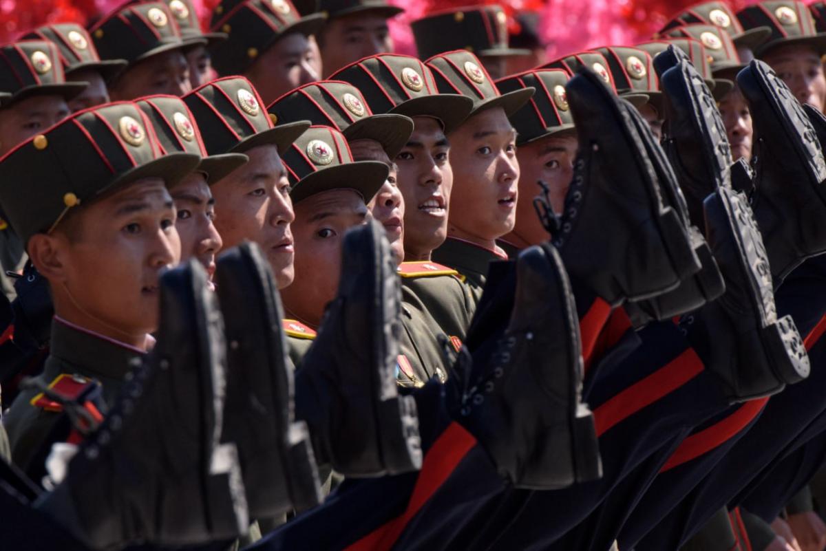 Солдати КНДР значно дисциплінованіші за росіян / фото Getty Images