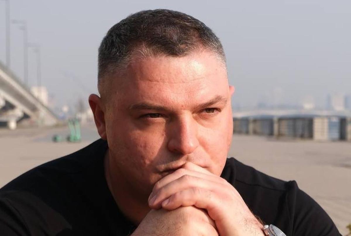 Олексій Череватенко розповів, що його будинок досі не відновили і зараз мешкає на дачі / Скріншот Instagram Олексій Череватенко розповів, що його будинок досі не відновили і зараз мешкає на дачі / Скріншот Instagram