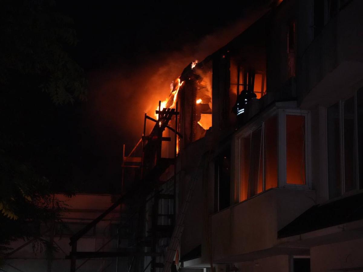 Враг атаковал частный сектор Одессы / фото t.me/odeskaODA