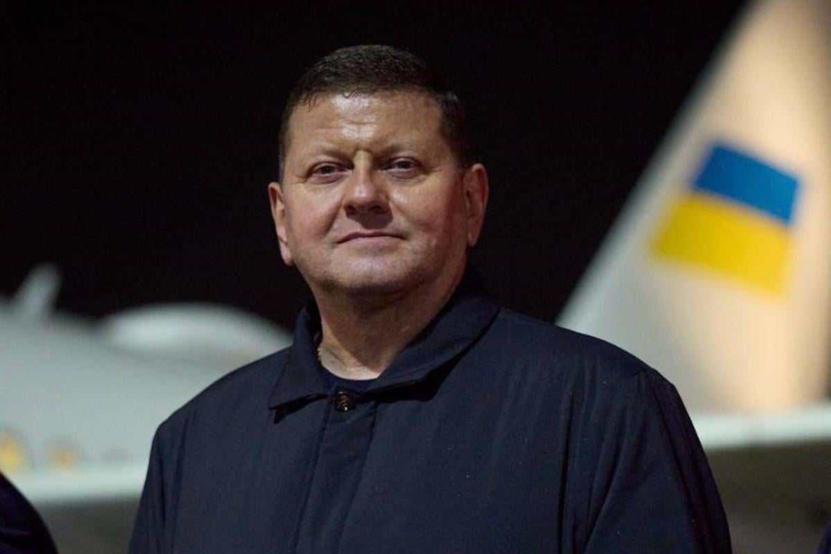 Залужний збирається піти з посади посла в Британії, - ЗМІ Залужний збирається піти з посади посла в Британії, - ЗМІ