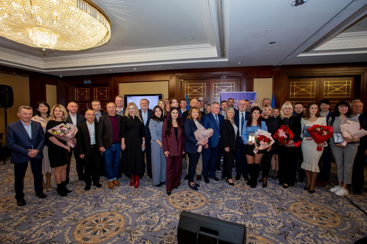 Підприємства-переможці продемонстрували високі здобутки з дотримання податкової дисципліни / фото appu.org.ua Підприємства-переможці продемонстрували високі здобутки з дотримання податкової дисципліни / фото appu.org.ua
