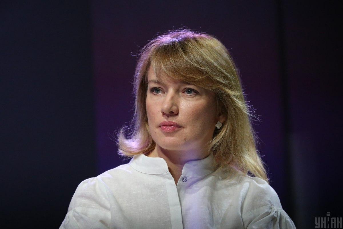 Олена Шуляк також наголосила, що на відбудову житла вже було видано понад 11 тисяч сертифікатів / фото УНІАН Олена Шуляк також наголосила, що на відбудову житла вже було видано понад 11 тисяч сертифікатів / фото УНІАН