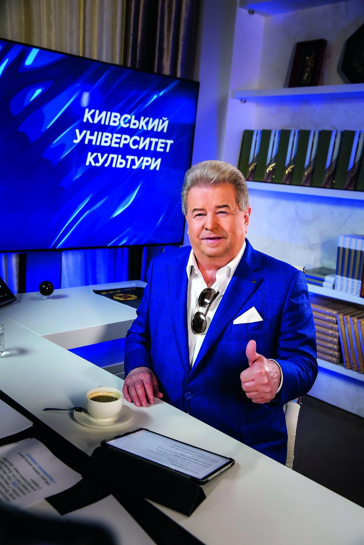 Борщ, сало, вареники, Поплавський: національна культура у сучасній обробці Борщ, сало, вареники, Поплавський: національна культура у сучасній обробці