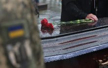 Враг казнил на поле боя 93 украинских военнопленных, - Офис генпрокурора