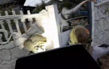 У Білорусі затримали жінку, яка випадково зняла "прильот" російського дрона (відео)