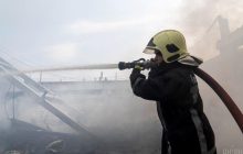 Россия атаковала предприятие в Харькове: произошел пожар, есть раненые