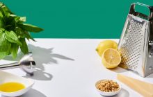 Для чего на самом деле нужна четвертая сторона терки: повара удивили ответом