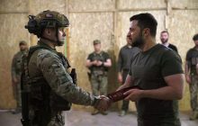 Пробил оборону россиян и стал героем Украины: Олег Ширяев получил "Золотую звезду" от президента