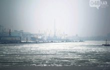 Россия ударила по Одесскому порту: повреждены гражданские суда, есть жертва и раненые