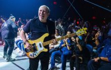 Відомий голлівудський композитор публічно підтримав Україну на концерті у США (відео)